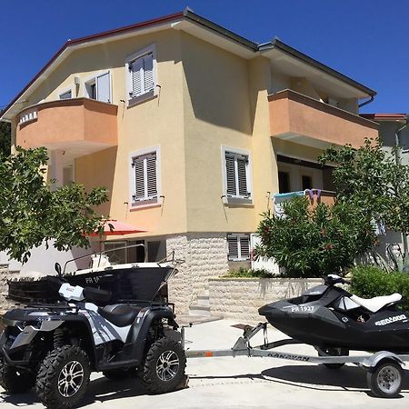 Apartments Prahovic Ždrelac Eksteriør billede
