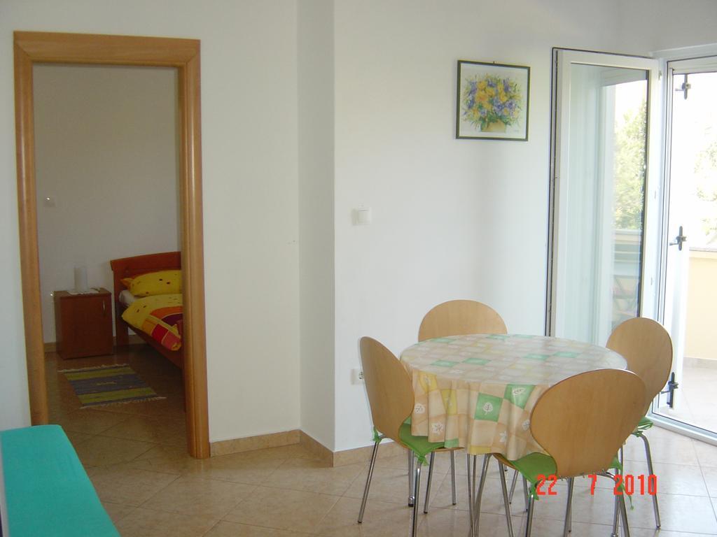 Apartments Prahovic Ždrelac Eksteriør billede
