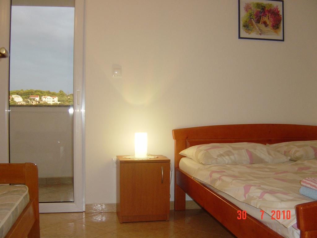 Apartments Prahovic Ždrelac Eksteriør billede