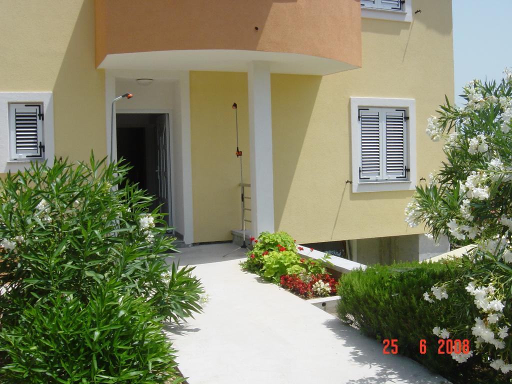 Apartments Prahovic Ždrelac Eksteriør billede